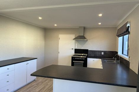 Photo of property in 61a Park Street, Winton, 9720