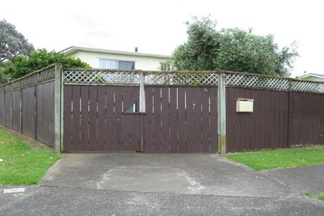 Photo of property in 10 Muir Avenue, Mangere Bridge, Auckland, 2022