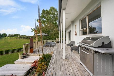 Photo of property in 219 Spur Road, Stillwater, Silverdale, 0993