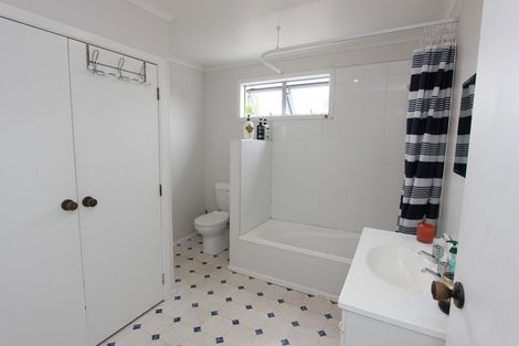 Photo of property in 8 Konini Street, Inglewood, 4330