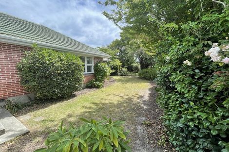 Photo of property in 9 Hampton Place, Burnside, Christchurch, 8053