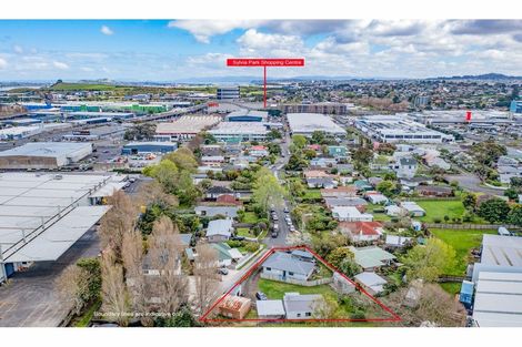 Photo of property in 12 Matangi Road, Mount Wellington, Auckland, 1060