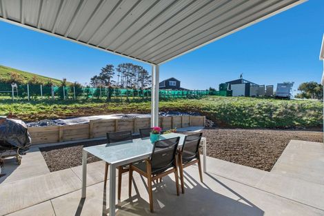 Photo of property in 50 Binns Road, Karioitahi, Waiuku, 2683