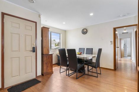 Photo of property in 369 Bucklands Beach Road, Bucklands Beach, Auckland, 2012