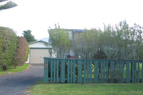 Photo of property in 207 Barrowclough Road, Whangamata, 3620