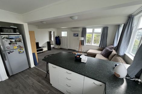 Photo of property in 2/44 Ribble Street, Island Bay, Wellington, 6023