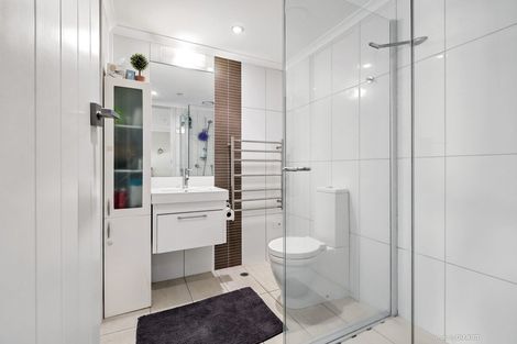 Photo of property in Bellagio Apartments, 4f/39 Taranaki Street, Te Aro, Wellington, 6011