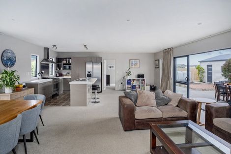 Photo of property in 123 Kelly Jade Avenue, Matarangi, Whitianga, 3592