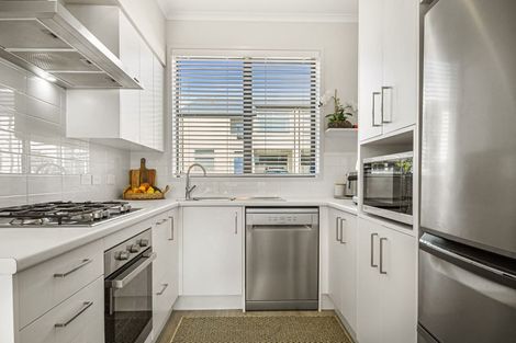 Photo of property in 52 Walter Merton Road, Hobsonville, Auckland, 0616