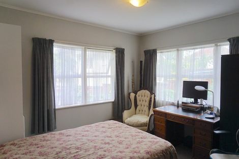 Photo of property in 29 Hutchinsons Road, Bucklands Beach, Auckland, 2014