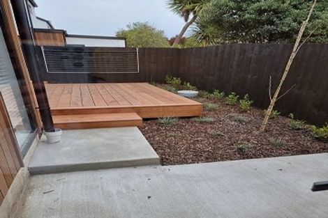 Photo of property in 4/63 Waltham Road, Sydenham, Christchurch, 8023