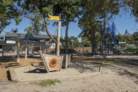 Photo of property in Waterview Estate, 91/4 Greystone Place, Omokoroa, 3114