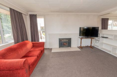 Photo of property in 4 Campbell Street, Alexandra, 9320