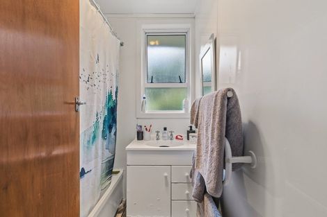 Photo of property in 18 Riverview Street, Putaruru, 3411