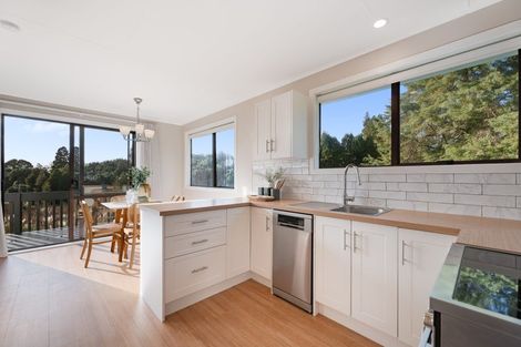 Photo of property in 18 Waikareao Way, Brookfield, Tauranga, 3110