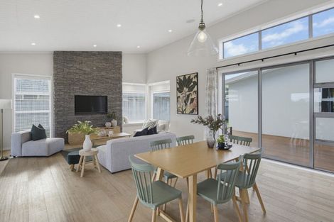Photo of property in 9 Taranui Way, Paraparaumu Beach, Paraparaumu, 5032
