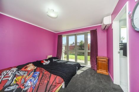 Photo of property in 72 Parnell Heights, Kelvin Grove, Palmerston North, 4414
