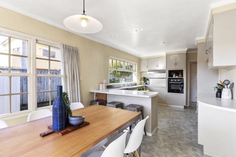 Photo of property in 11 Fielding Crescent, Farm Cove, Auckland, 2012