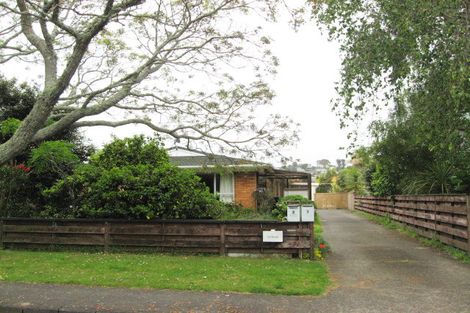 Photo of property in 1/9 Motuora Road, Manly, Whangaparaoa, 0930