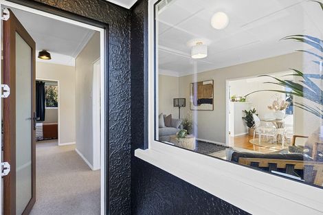 Photo of property in 88 Govett Avenue, Frankleigh Park, New Plymouth, 4310