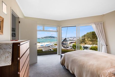 Photo of property in 11 Curnow Way, Kaiwharawhara, Wellington, 6035