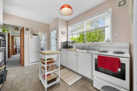 Photo of property in 10 Hewlett Road, Massey, Auckland, 0614