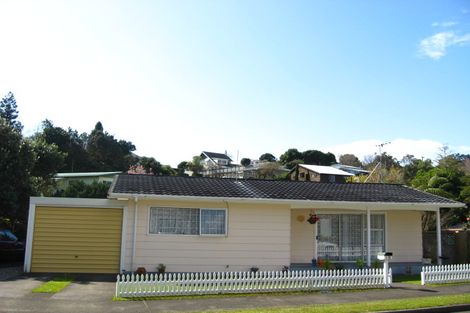 Photo of property in 6a Waterloo Place, Westown, New Plymouth, 4310