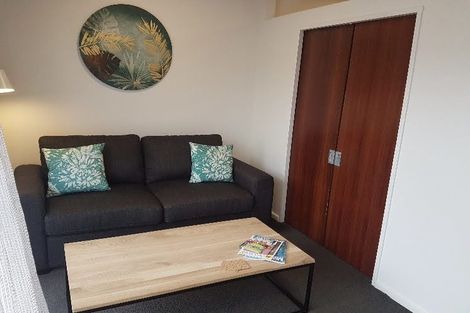 Photo of property in Atrium Towers, 4n/154 The Terrace, Wellington Central, Wellington, 6011