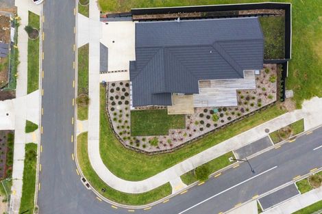 Photo of property in 11 Waikohi Avenue, Glenbrook, Waiuku, 2681