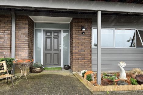 Photo of property in 86 Hadfield Street, Beach Haven, Auckland, 0626