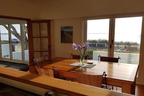 Photo of property in 48 The Esplanade, Eastern Beach, Auckland, 2012