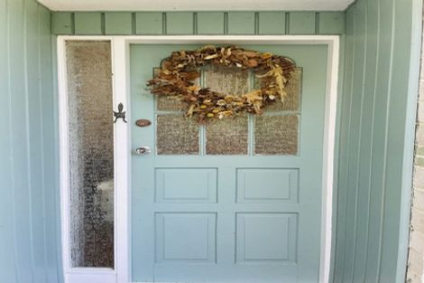 Photo of property in 9 Kaitawa Street, Waikanae Beach, Waikanae, 5036