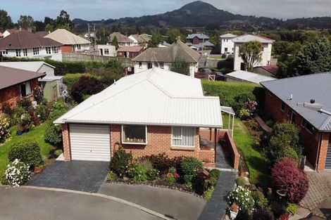 Photo of property in 38 Burgess Street, Green Island, Dunedin, 9018