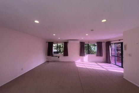 Photo of property in 17/1 Briar Way, New Lynn, Auckland, 0600