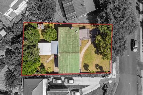 Photo of property in 5 Leeson Place, Mangere, Auckland, 2022