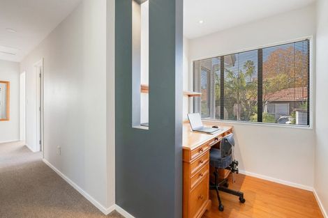 Photo of property in 8 Saint Lucia Place, Unsworth Heights, Auckland, 0632