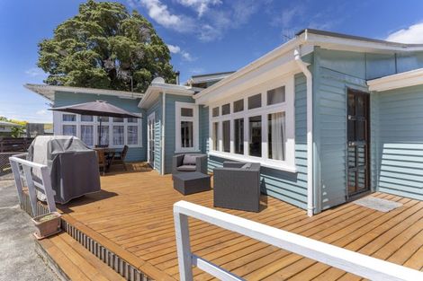 Photo of property in 18 Sedcole Street, Pahiatua, 4910