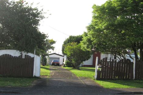 Photo of property in 5 Titoki Street, Te Atatu Peninsula, Auckland, 0610