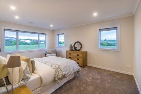 Photo of property in 45 Sovereign Street, Flat Bush, Auckland, 2019