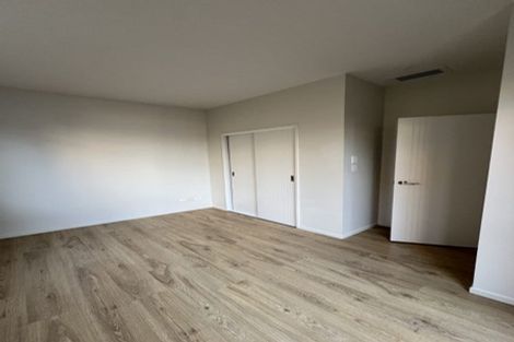 Photo of property in 2a Askew Place, Farm Cove, Auckland, 2012