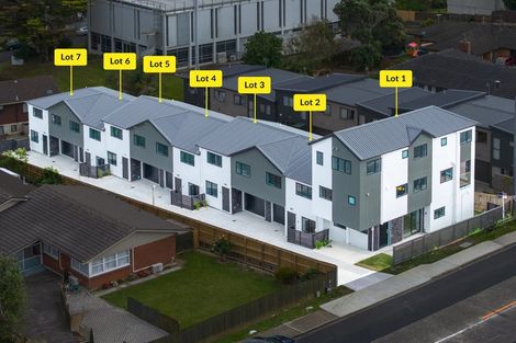 Photo of property in 2/127 Ridge Road, Howick, Auckland, 2014