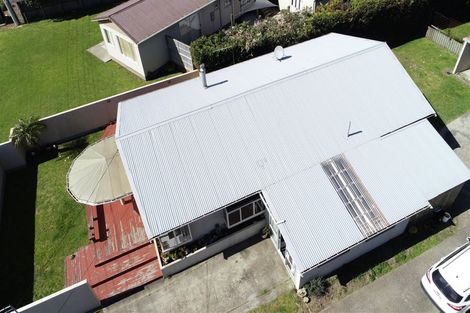 Photo of property in 16 Lee Street, Whitianga, 3510