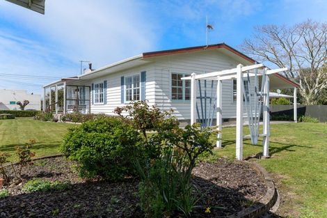 Photo of property in 16 Hogg Crescent, Masterton, 5810