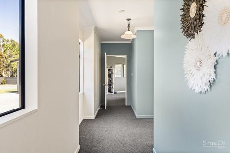 Photo of property in 14 Simpson Road, Westmere, Whanganui, 4574