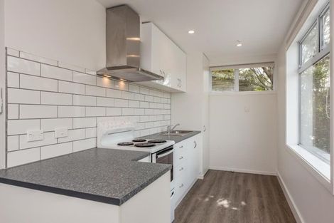 Photo of property in 2/25 Kitchener Terrace, Johnsonville, Wellington, 6037