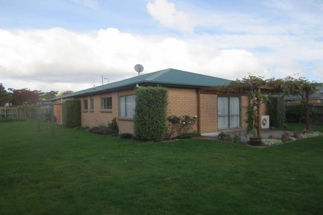 Photo of property in 22d Dickens Street, Owhata, Rotorua, 3010