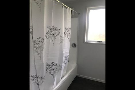 Photo of property in 40 Gem Street, Pukehangi, Rotorua, 3015