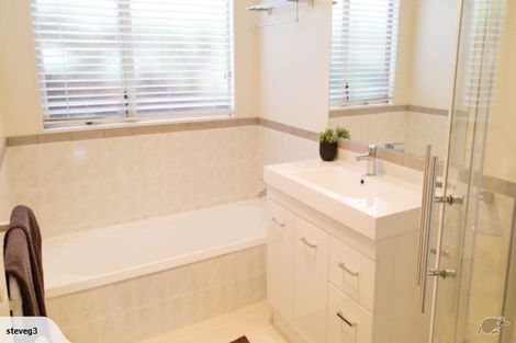 Photo of property in 59 Nielsen Gardens, Rototuna, Hamilton, 3210