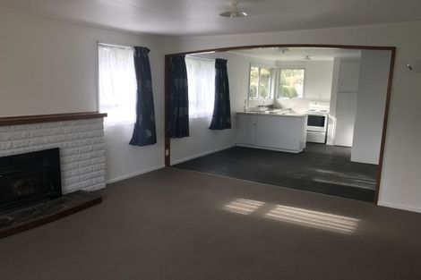 Photo of property in 40 Gem Street, Pukehangi, Rotorua, 3015