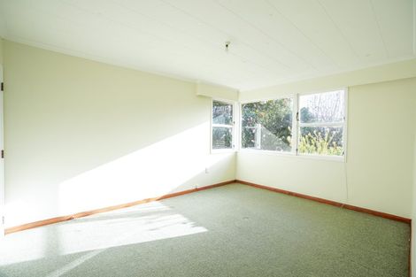 Photo of property in 6 Bond Street, Hokowhitu, Palmerston North, 4410